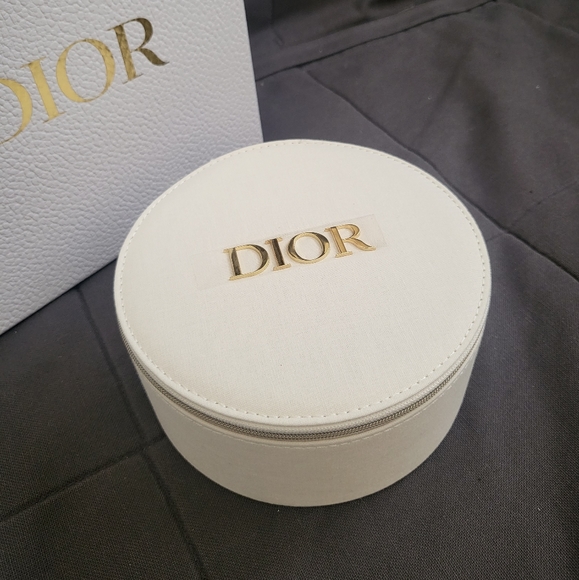 Brand new authentic Dior Vanity/keepsake round box - Picture 12 of 13